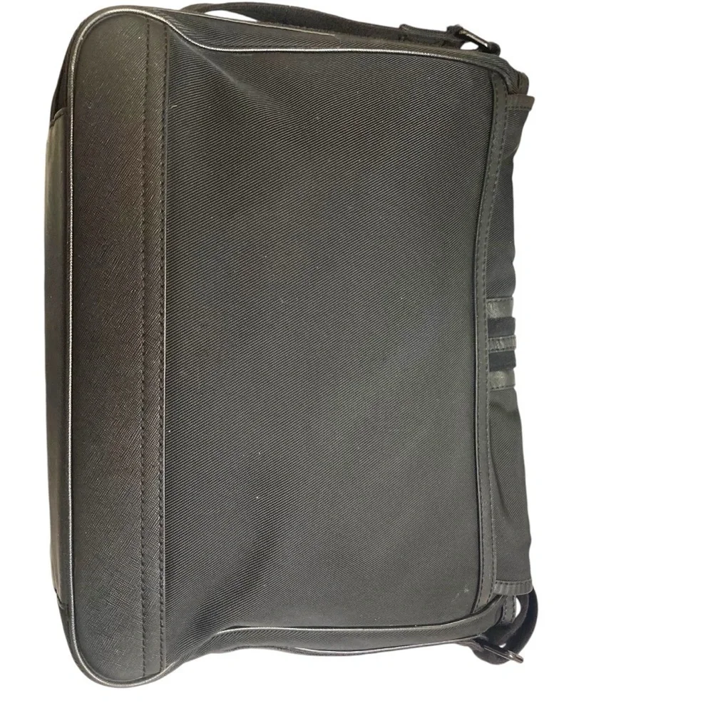 Burberry Black nylon & leather laptop briefcase Messenger Bag